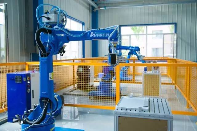 白副市長蒞臨工業(yè)機器人及智能制造應(yīng)用工程中心參觀調(diào)研，共話自動化工程發(fā)展新篇章